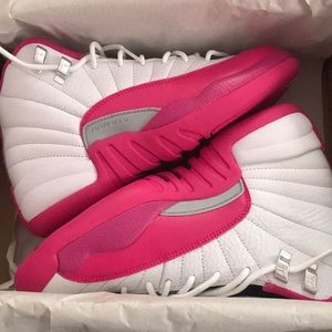Authentic air Jordan 12 retro - limited edition